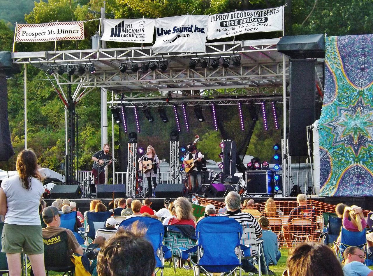 The Festival Commons at Charles R. Wood Park The Lake Examiner